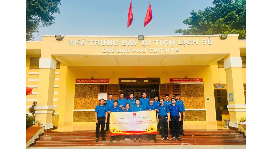  Sinh hoạt chi đoàn chủ điểm tháng Thanh niên năm 2025, với Chủ đề “Tuổi trẻ Thành phố Hồ Chí Minh tự hào, vững tin theo Đảng”