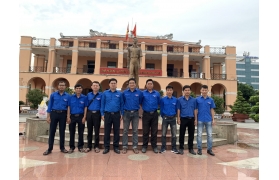 Hoạt động sinh hoạt chi đoàn chủ điểm đợt 02 năm 2020, với chủ đề: “Tuổi trẻ Việt Nam tự hào tiến bước dưới cờ Đảng” 